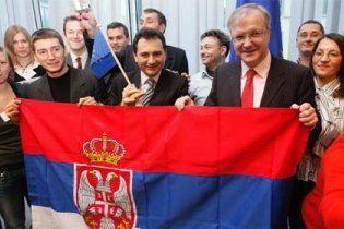 Сербія запровадила безвізовий режим для громадян ЄС