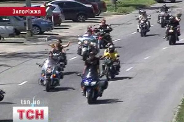 Мотоциклісти