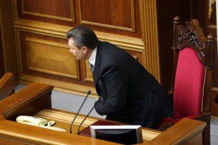 Янукович не зміг відкрити двері у своїй ложі
