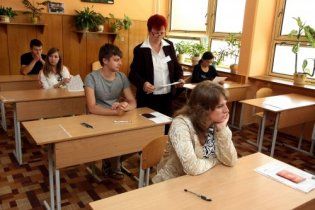 Табачника попросили ввести у школах урок гігієни
