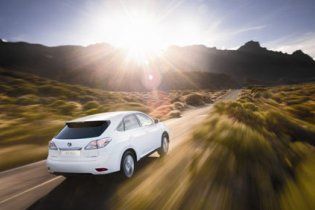 Lexus RX 450h 2010 року за ціною 71 000 євро
