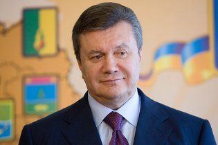 Янукович пообещал диаспоре, что украинский будет государственным языком