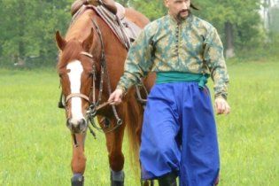 Янукович поехал на Запорожскую Сечь