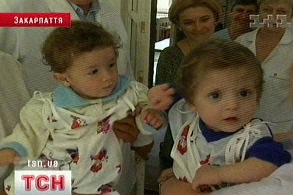 Немовлята