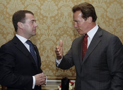 Дмитро Мєдвєдєв і Арнольд Шварценеггер