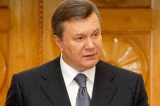 Янукович не зміг переконати Фюле, що опозицію не залякують