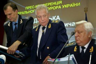 Медведько повернувся з відпустки