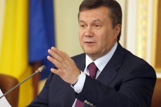 Янукович назвал украинскую демократию специфической