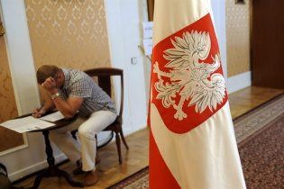 В Польше "день тишины" перед выборами президента