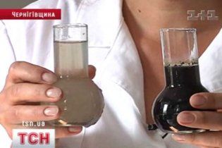 У Прилуках невідомі скидають у каналізацію отруту
