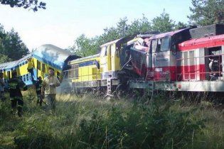 У Польщі зійшов з рейок пасажирський потяг