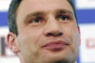 Бриггс пообещал шокировать Виталия Кличко