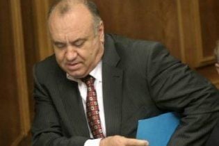 Янукович вирішив звільнити Цушка