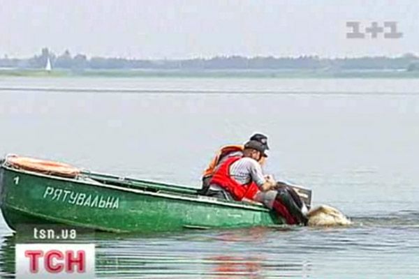 Рятувальники
