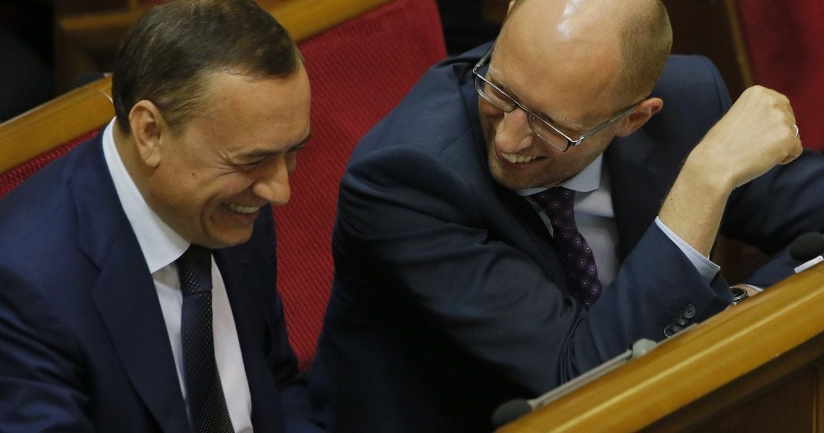 Лещенко разоблачил сделки Мартыненко