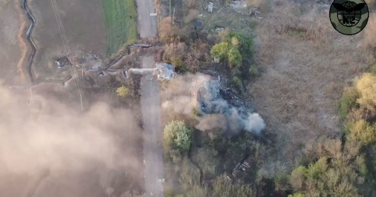 "Ніхто не втік": військові показали знищення вогневої позиції та житлового приміщення бойовиків
