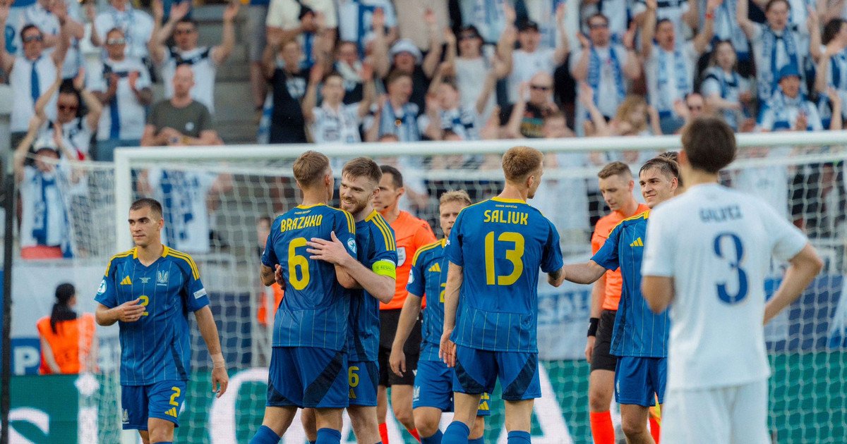 Молодіжна збірна України з футболу (U-21)