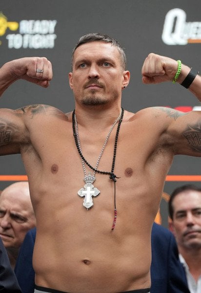 Олександр Усик