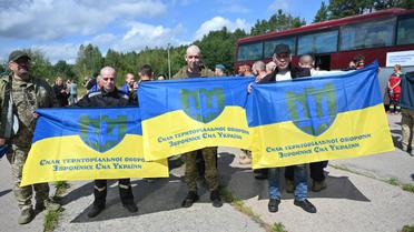 Звільнені з полону українські військові_3 / © Володимир Зеленський