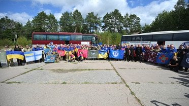 Звільнені з полону українські військові_8 / © Володимир Зеленський