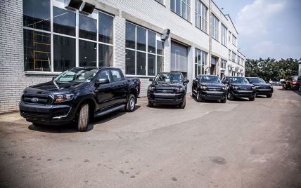 Американцы передали Нацгвардии Украины пять пикапов Ford Ranger