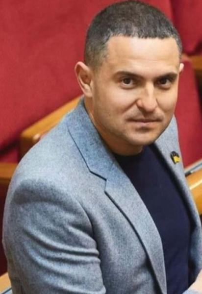 Нардеп Куницкий не вернулся в Украину и задекларировал жилье в Канаде — что известно