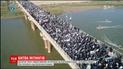Битва мітингів. Влада Ірану вивела на вулиці міст десятки тисяч своїх прихильників