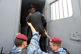 Міліція заарештувала автобус з націоналістами на під’їзді до Києва