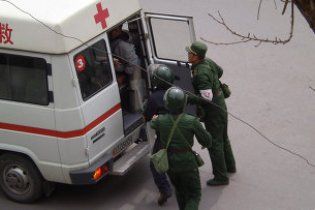 У Китаї сто школярів затоптали один одного по дорозі на зарядку