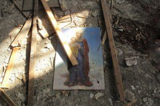 Запорізьких паламарів залишили під вартою