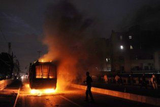 У етнічних безладах в Карачі загинули 34 людини