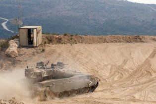 Після перестрілки Ізраїль перекидає танки до кордону з Ліваном