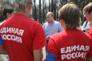 "Єдина Росія" назвала умови підтримки Медведєва на виборах в 2012 році
