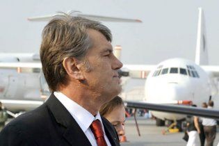 Ющенко літав до Саакашвілі на літаку, на якому розбився Качинський