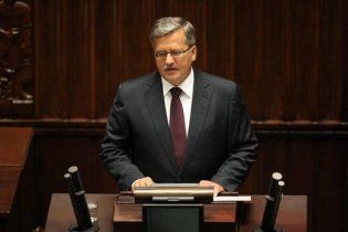 Коморовский официально вступил в должность президента Польши