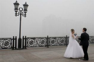 У Росії звільнятимуть невінчаних працівників, щоб Бог дарував дощі