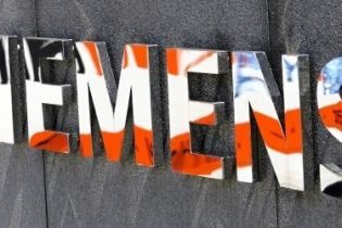 Менеджера Siemens оштрафовали на 108 млн. евро