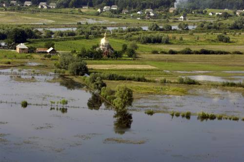 Повінь у Прикарпатті