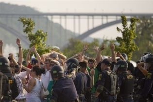 За день работы съезда Республиканской партии США арестовано 130 человек (видео)