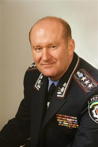 Білоконь