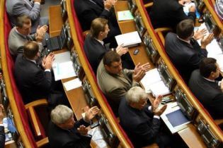 Крымские депутаты увеличили срок своих полномочий