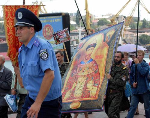Хресна хода проти НАТО