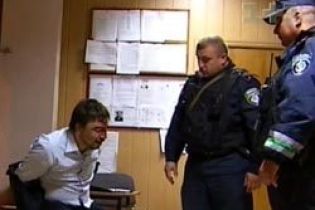 "Племянник" Суркиса угрожал милиции (видео)