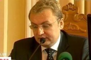 Мэр Львова требует проведения выборов (видео)