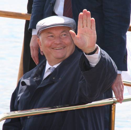 Юрій Лужков