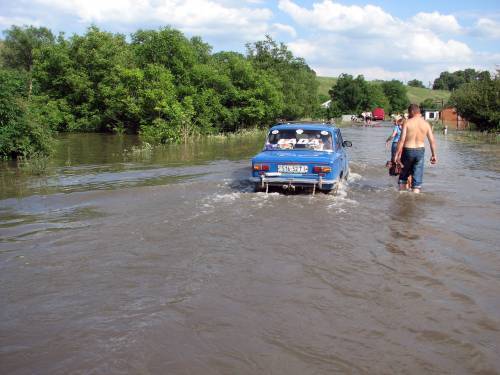 повінь
