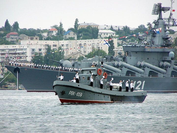 Парад ЧФ у Севастополі