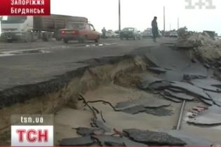 Бердянская коса может превратиться в остров (видео)