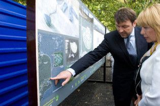 У Ющенко говорят, что простые граждане дали лишь 15 миллионов на больницу