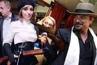 В кафе дочери Тимошенко провели обыск с полной выемкой всех документов